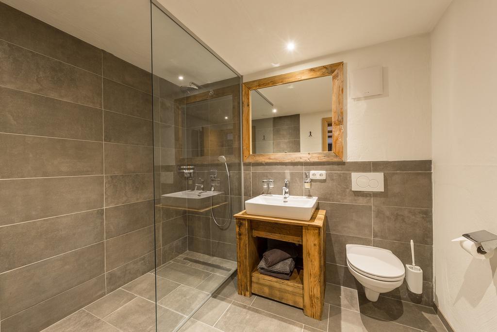 Bauernlodge Alpin Appartements Hofen Ngoại thất bức ảnh