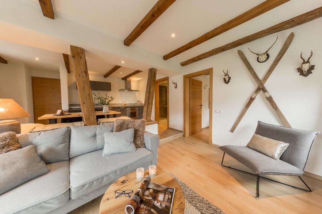 Bauernlodge Alpin Appartements Hofen Ngoại thất bức ảnh